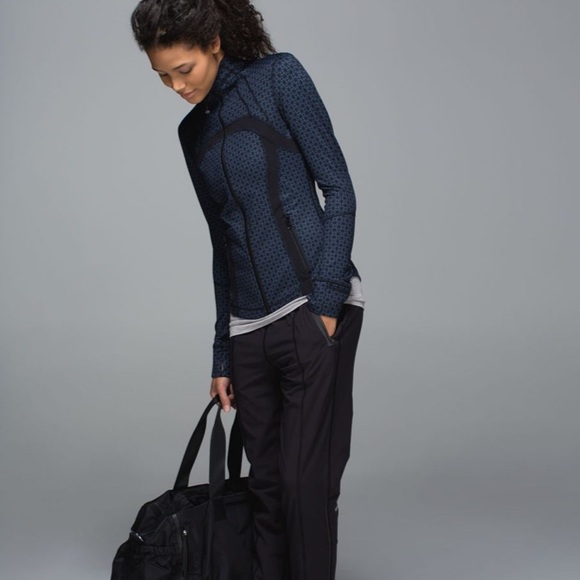 Lululemon Define Jacket - Picture 5 of 8